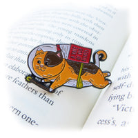 Reading Cat Enamel Pin